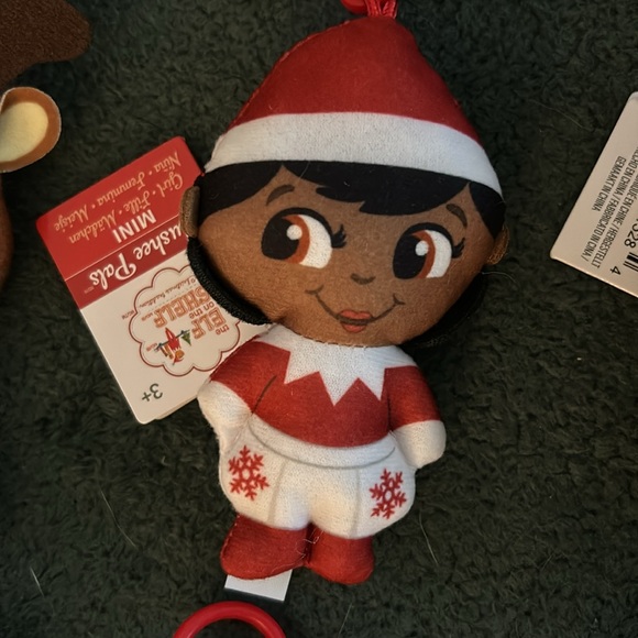 Variety of 8 Elf On The Shelf Mini Plushee Pals w/clips - Picture 5 of 11